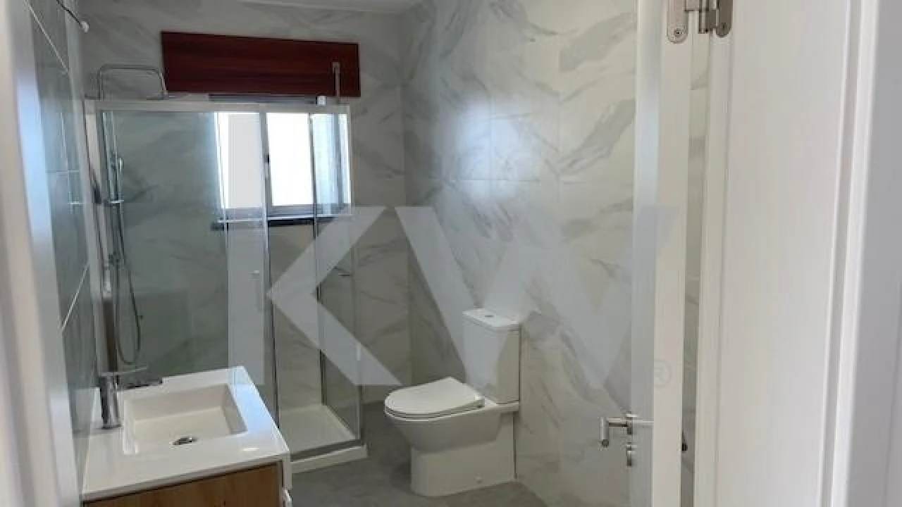 Apartamento T4 para Venda em Fernao Ferro Foto 12