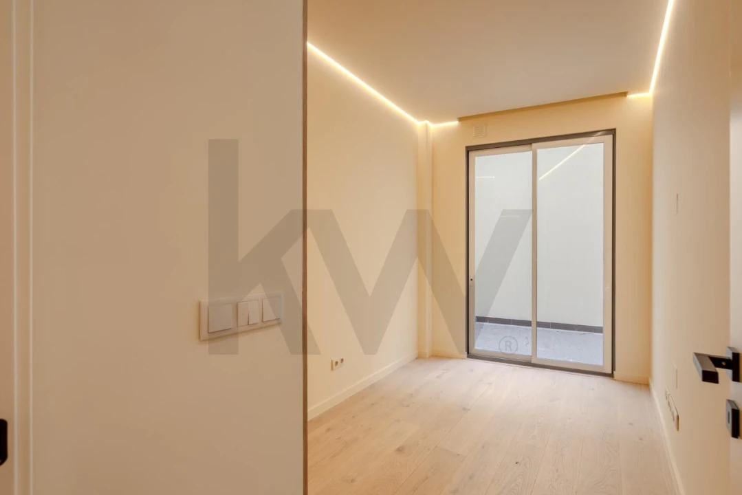 Apartamento T2 para Venda em Misericórdia Foto 2
