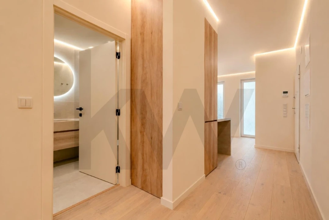 Apartamento T2 para Venda em Misericórdia Foto 13
