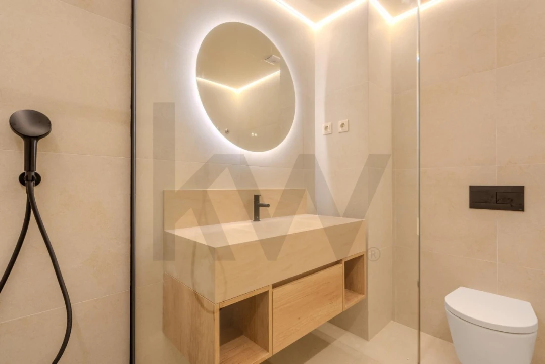Apartamento T2 para Venda em Misericórdia Foto 16