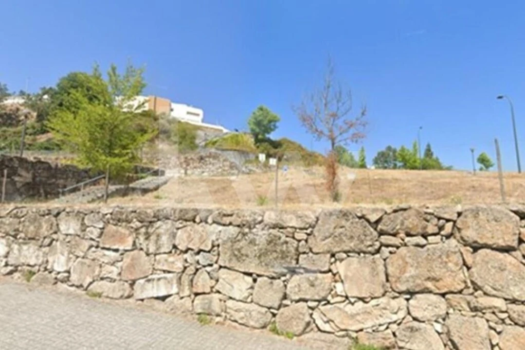 Terreno para Venda em Freixedas Foto 3