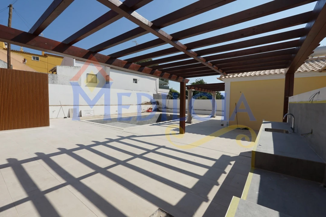 Moradia T3 para Venda em Castro Marim Foto 10