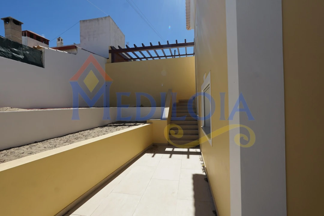 Moradia T3 para Venda em Castro Marim Foto 4