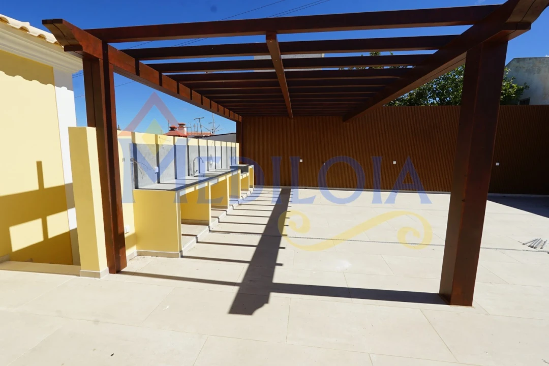 Moradia T3 para Venda em Castro Marim Foto 12
