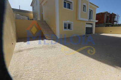 Moradia T3 para Venda em Castro Marim