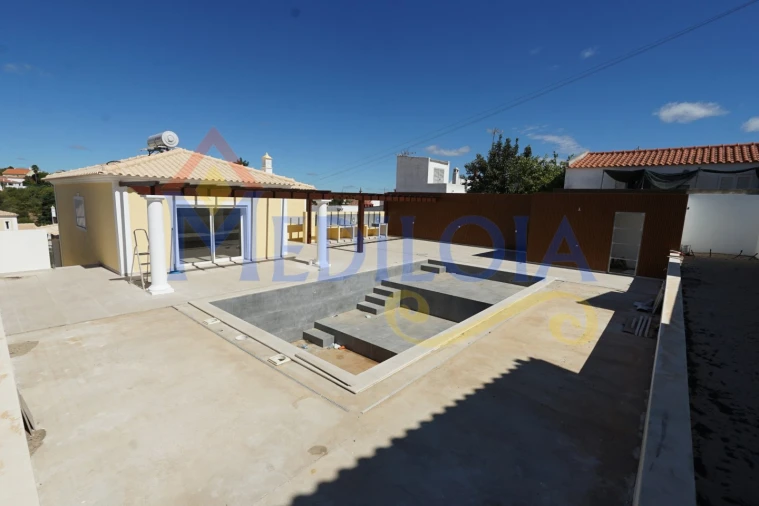 Moradia T3 para Venda em Castro Marim Foto 10
