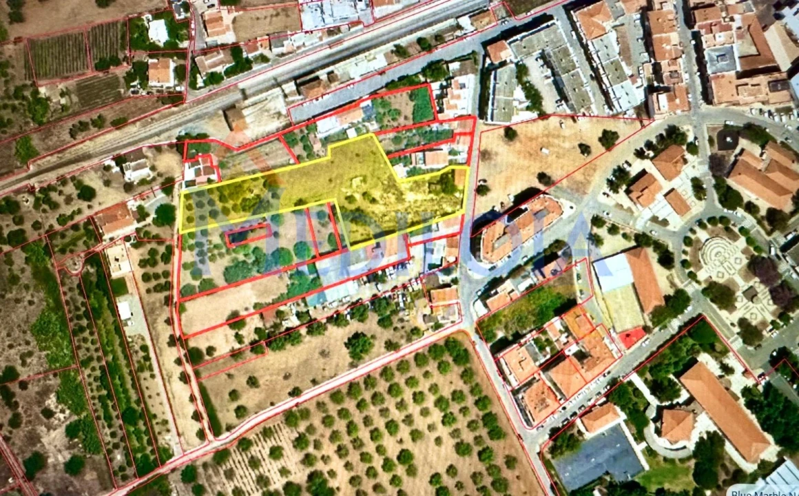 Terreno para Venda em Vila Nova de Cacela Foto 1