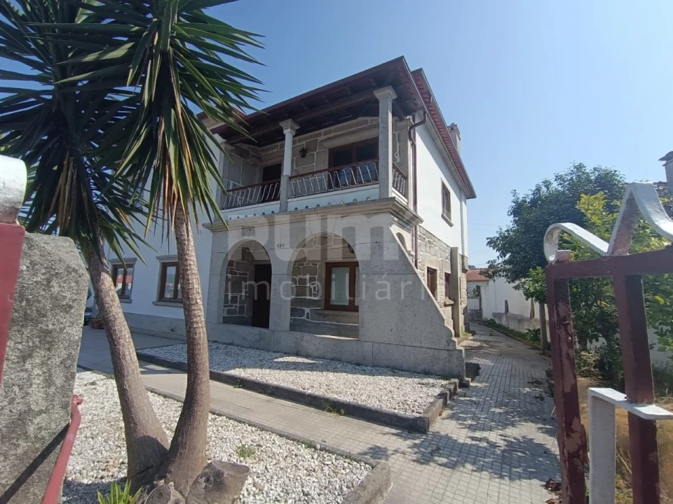 Moradia T6 para Venda em Mazarefes e Vila Fria Foto 24