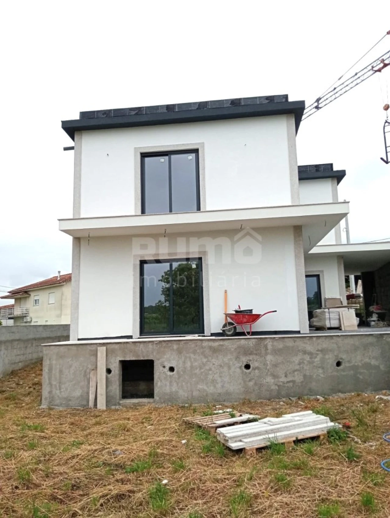 Moradia T4 para Venda em Fragoso Foto 19