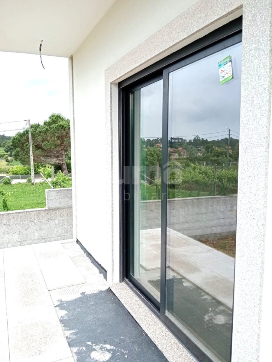Moradia T4 para Venda em Fragoso Foto 6