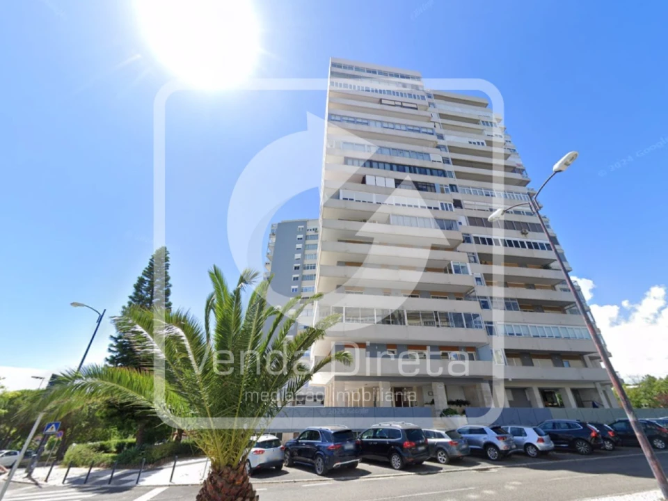 Apartamento T5 para Venda em Belém Foto 12