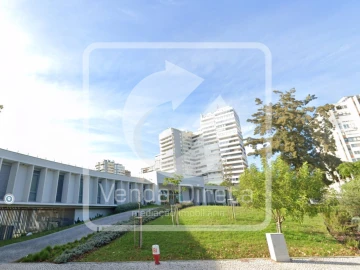Apartamento T5 para Venda em Belém