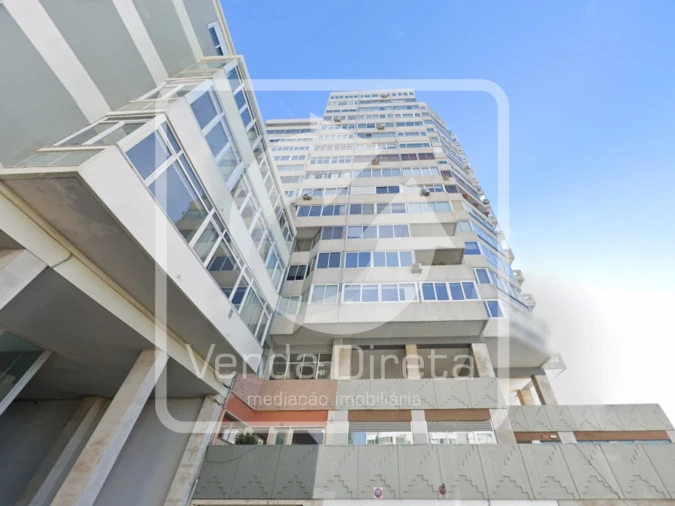 Apartamento T5 para Venda em Belém Foto 4