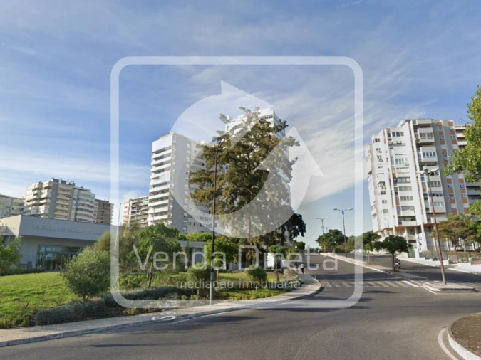 Apartamento T5 para Venda em Belém Foto 14