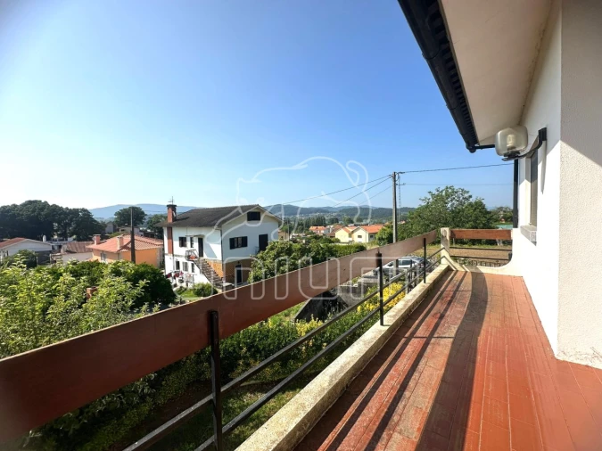 Moradia T4 para Venda em Lanhelas Foto 4