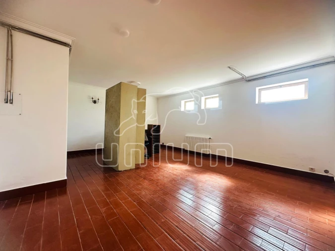 Moradia T4 para Venda em Lanhelas Foto 8