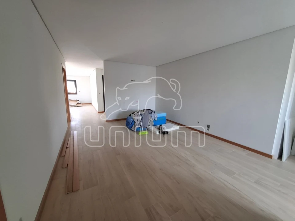 Moradia T3 para Venda em Areosa Foto 5