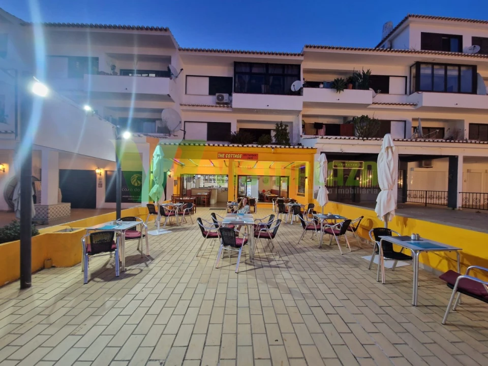 Negócio para Venda em Albufeira e Olhos de Água Foto 21