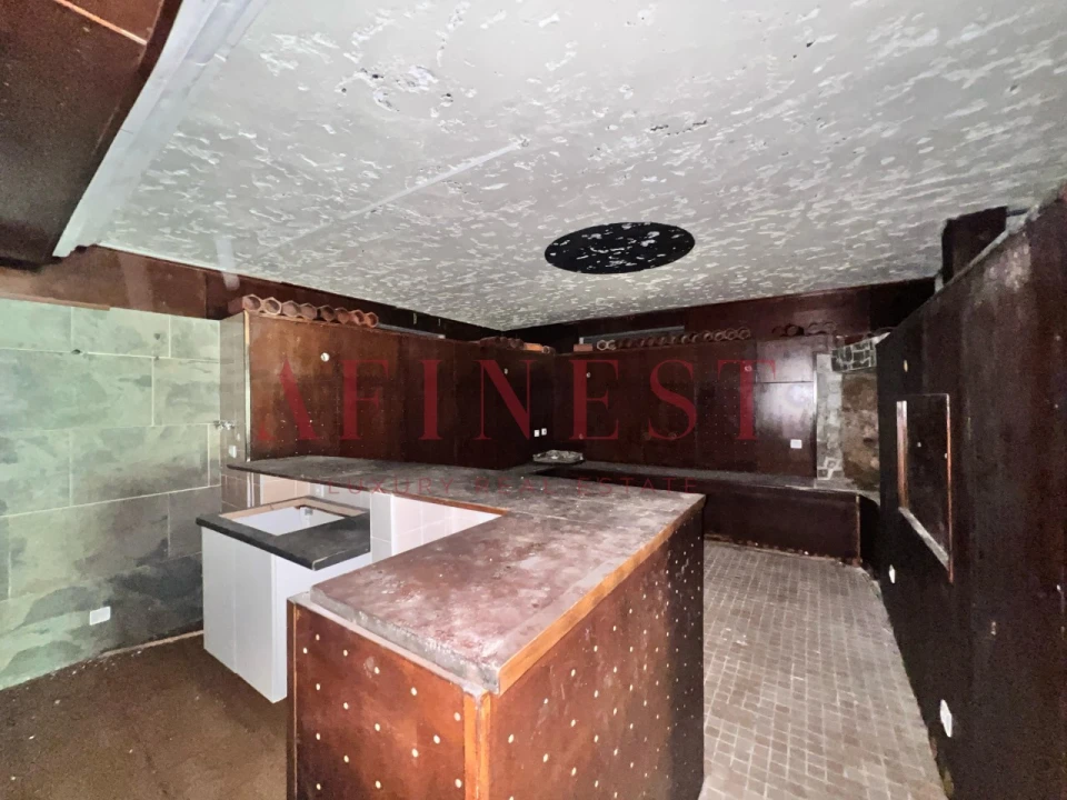 Moradia T7 para Venda em Bucelas Foto 18