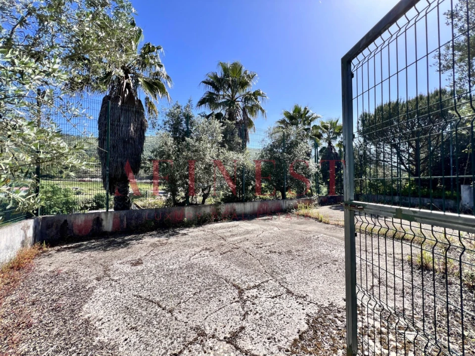 Moradia T7 para Venda em Bucelas Foto 36