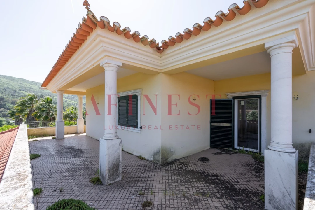 Moradia T7 para Venda em Bucelas Foto 14