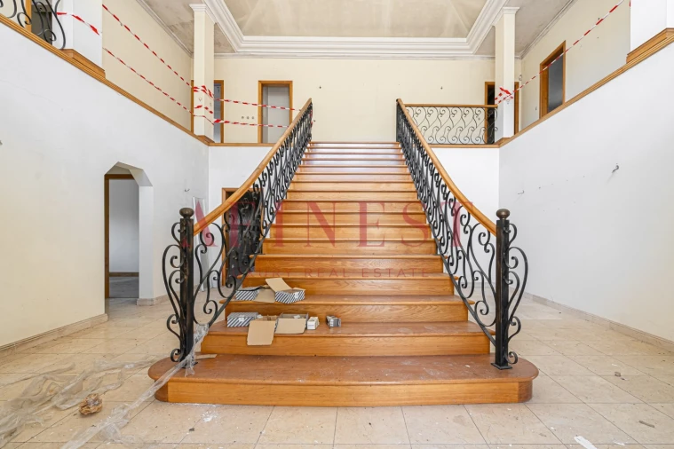 Moradia T7 para Venda em Bucelas Foto 6