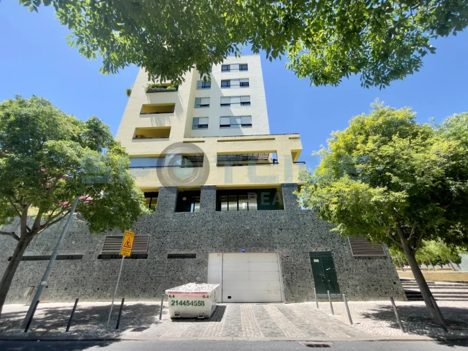 Negócio para Arrendamento em Parque das Nações Foto 11