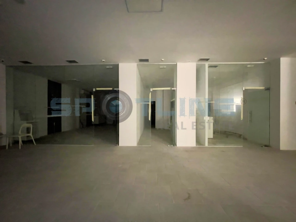 Loja para Venda em Massamá e Monte Abraão Foto 13