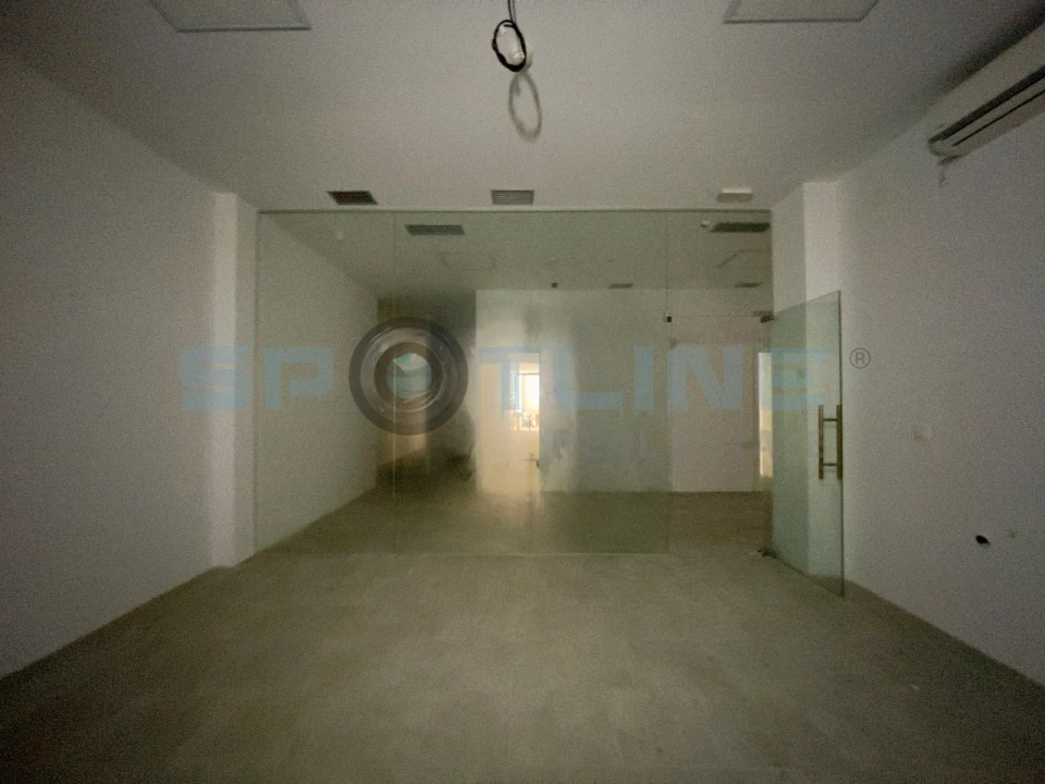 Loja para Venda em Massamá e Monte Abraão Foto 27