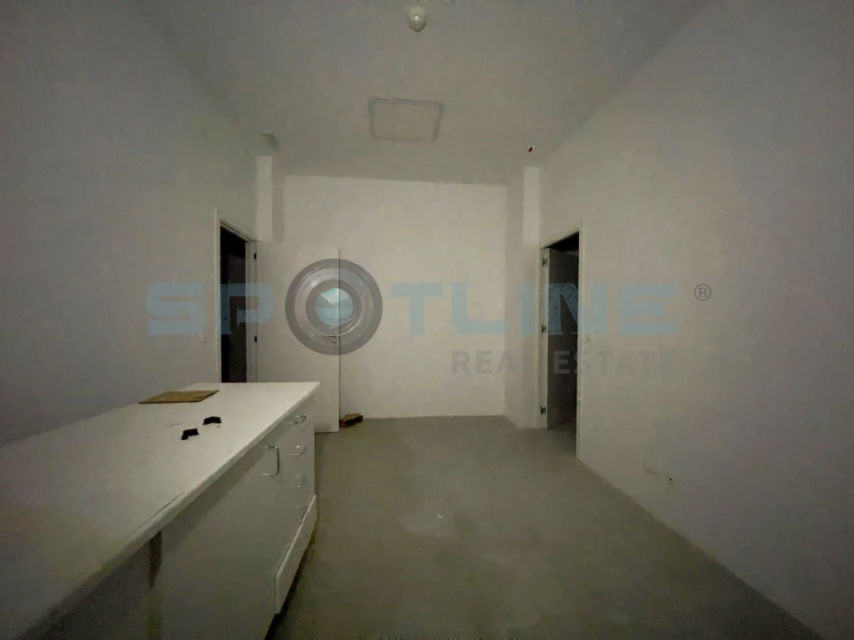 Loja para Venda em Massamá e Monte Abraão Foto 32