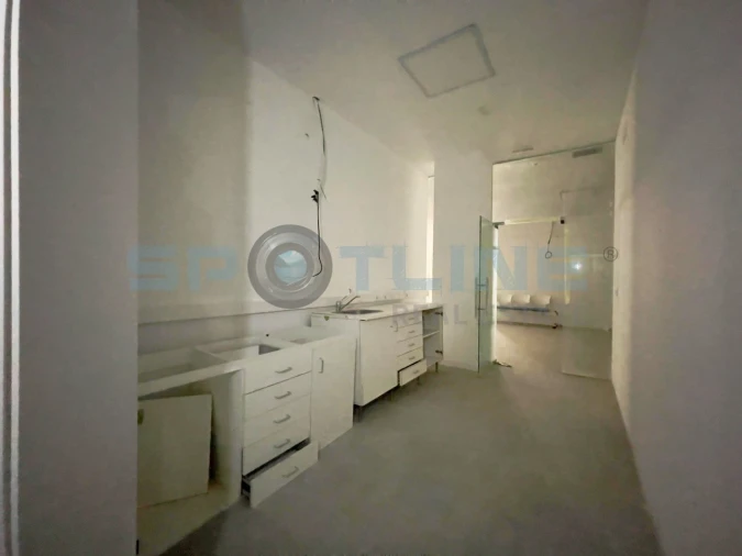 Loja para Venda em Massamá e Monte Abraão Foto 21