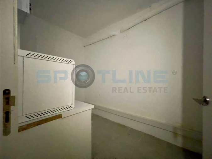 Loja para Venda em Massamá e Monte Abraão Foto 39