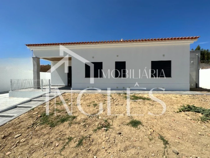 Moradia T3 para Venda em Fazendas de Almeirim Foto 5