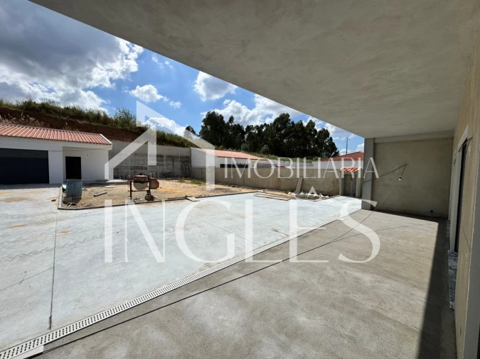 Moradia T3 para Venda em Fazendas de Almeirim Foto 34