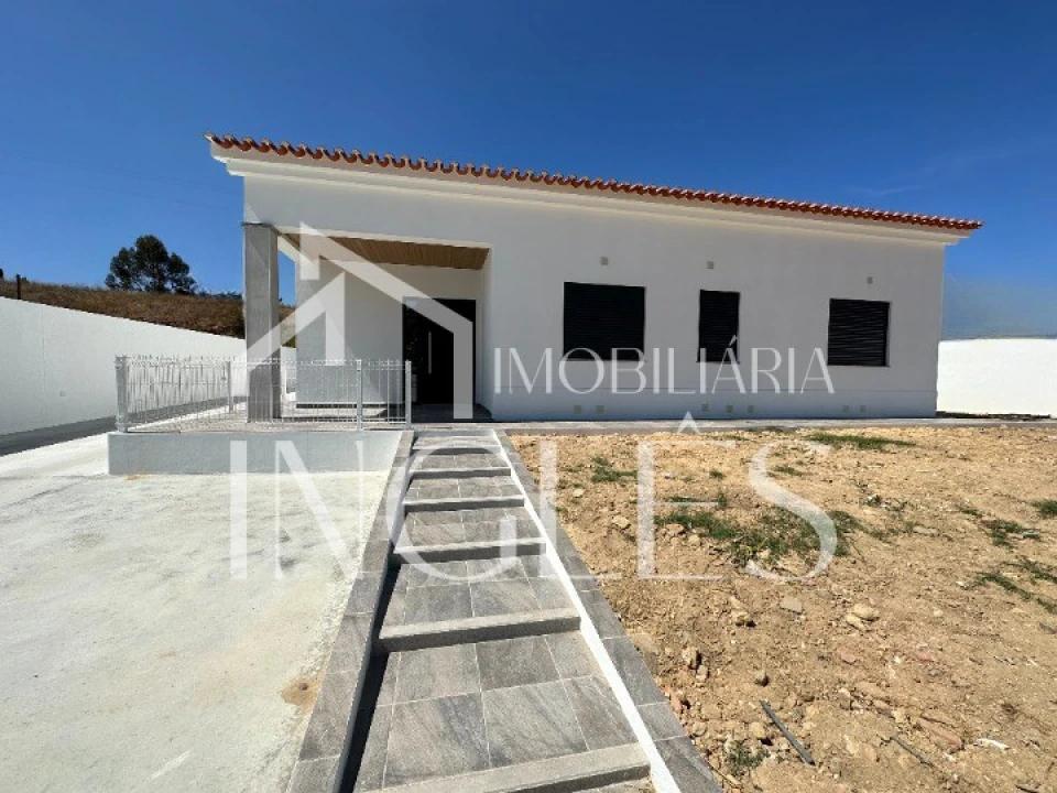 Moradia T3 para Venda em Fazendas de Almeirim Foto 21