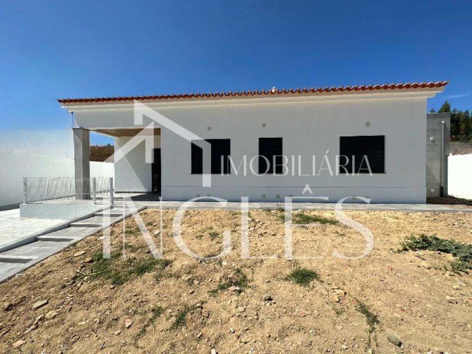 Moradia T3 para Venda em Fazendas de Almeirim Foto 22