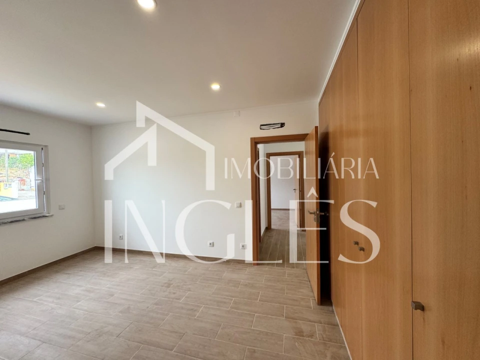 Moradia T3 para Venda em Fazendas de Almeirim Foto 4