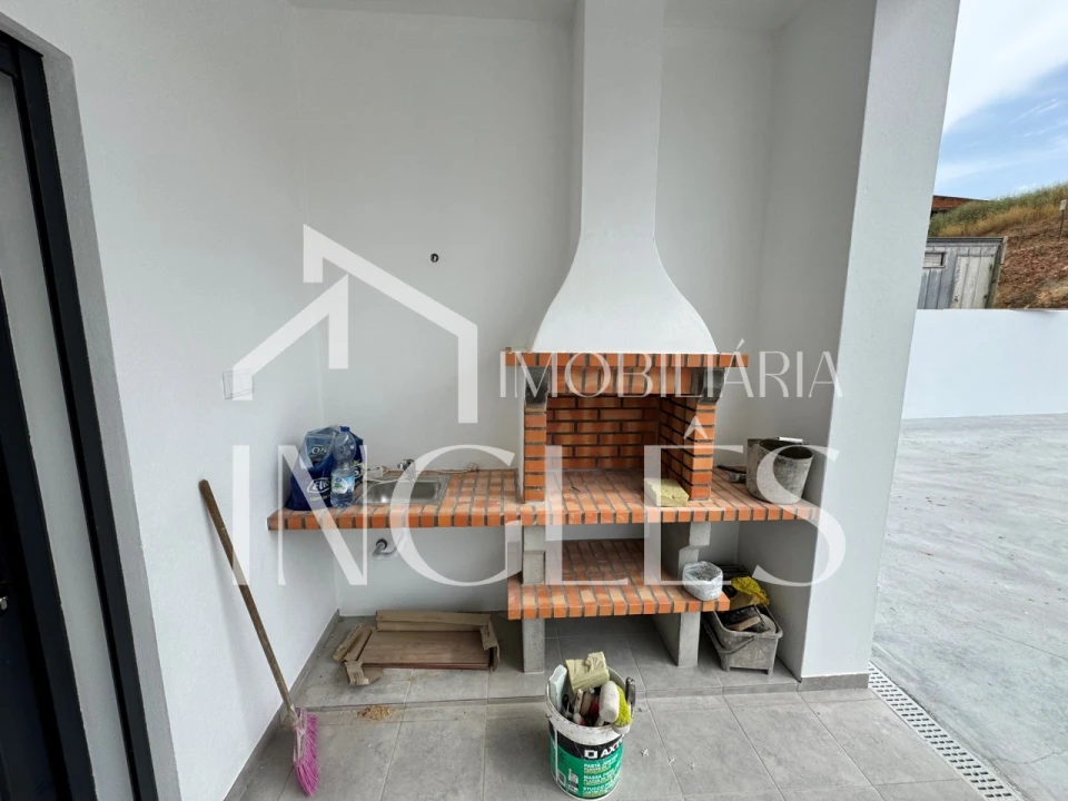 Moradia T3 para Venda em Fazendas de Almeirim Foto 5