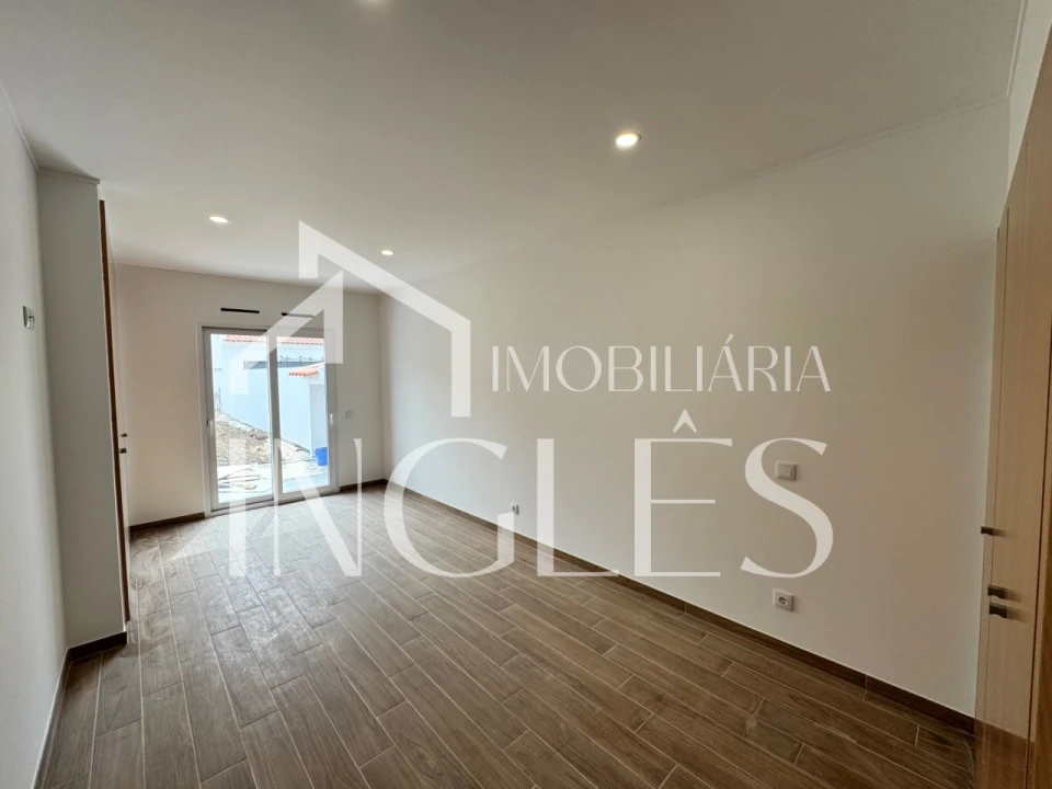 Moradia T3 para Venda em Fazendas de Almeirim Foto 11