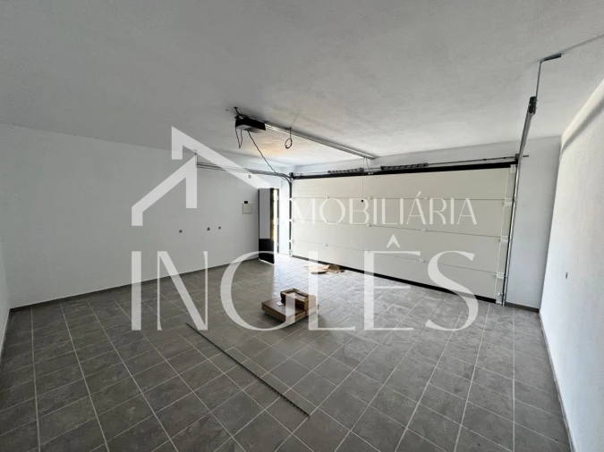 Moradia T3 para Venda em Fazendas de Almeirim Foto 39