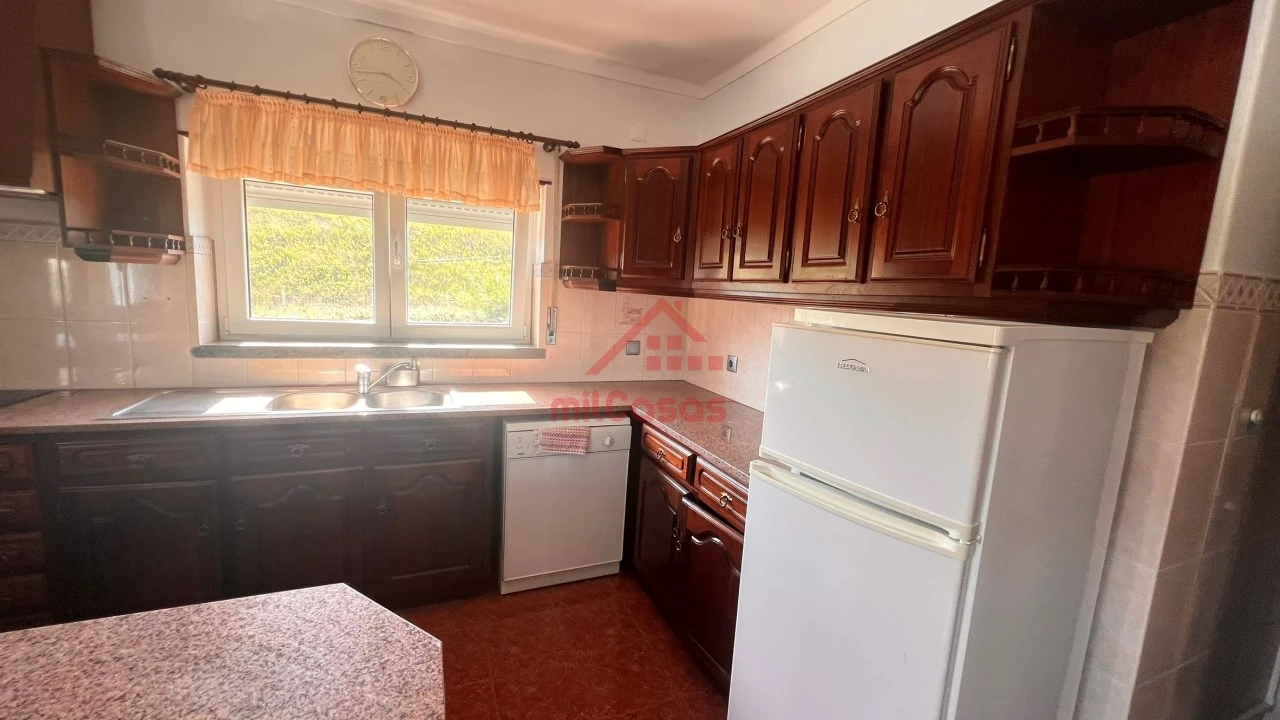 Moradia T4 para Venda em Bombarral e Vale Covo Foto 5