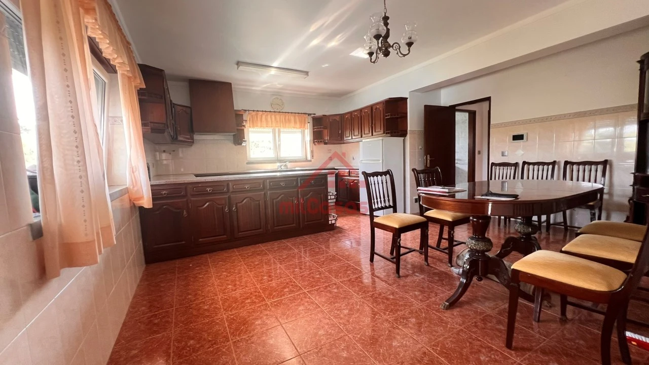 Moradia T4 para Venda em Bombarral e Vale Covo Foto 6