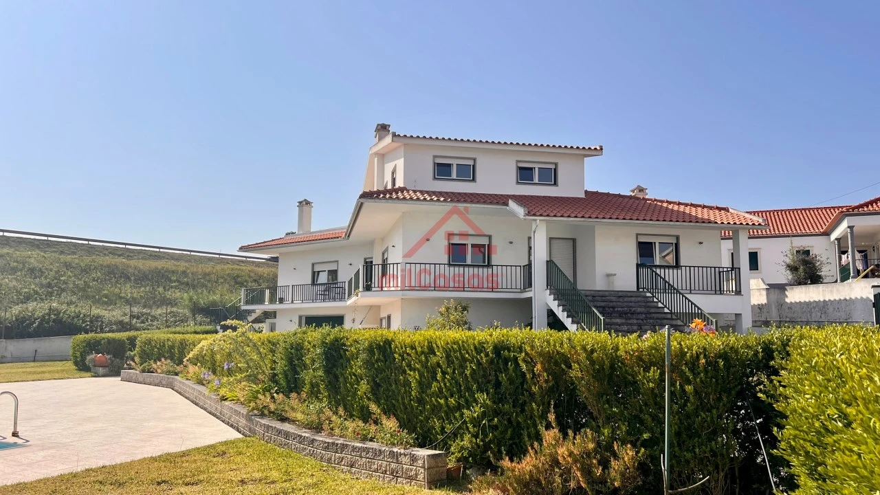 Moradia T4 para Venda em Bombarral e Vale Covo Foto 2