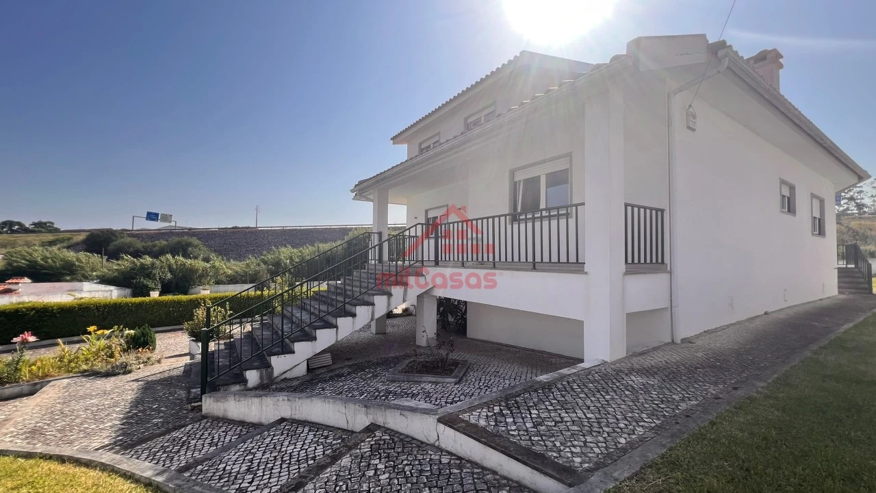 Moradia T4 para Venda em Bombarral e Vale Covo Foto 52
