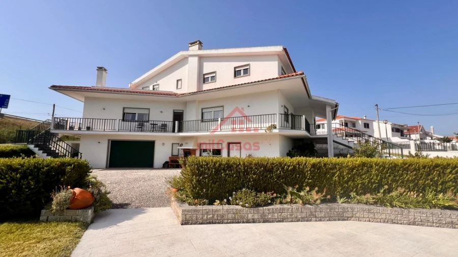 Moradia T4 para Venda em Bombarral e Vale Covo Foto 4