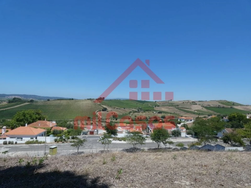 Terreno para Venda em Carvoeira e Carmões Foto 21