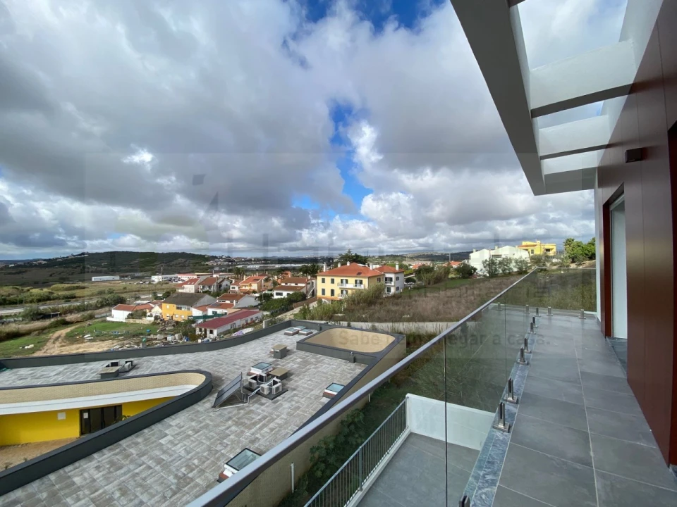 Moradia T3 para Venda em Almargem do Bispo, Pêro Pinheiro e Montelavar Foto 19