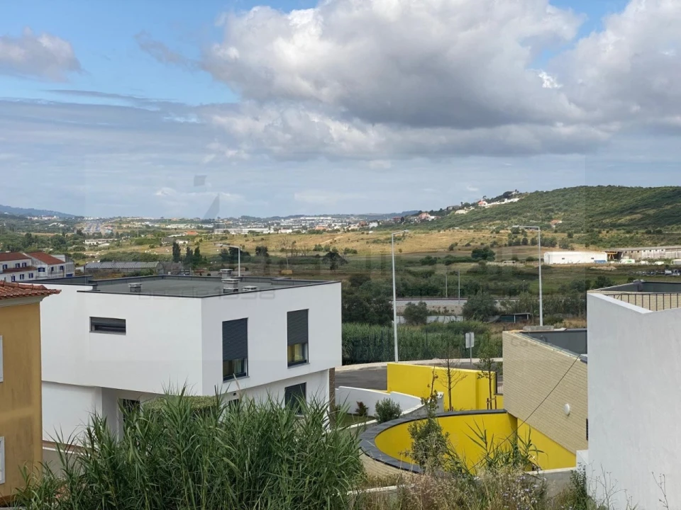 Moradia T3 para Venda em Almargem do Bispo, Pêro Pinheiro e Montelavar Foto 19