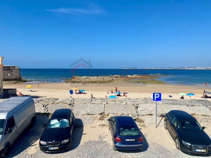 Prédio para Venda em Peniche Foto 2