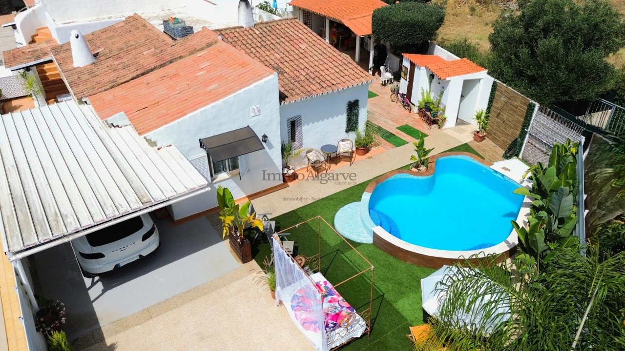 Moradia T3 para Venda em Albufeira e Olhos de Água Foto 2